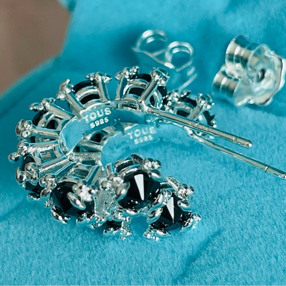 Tous Onyx Black Pavilion Up 4-little Bears Huggers Prongs Dangle Hoops Earrings - Picture 5 of 16